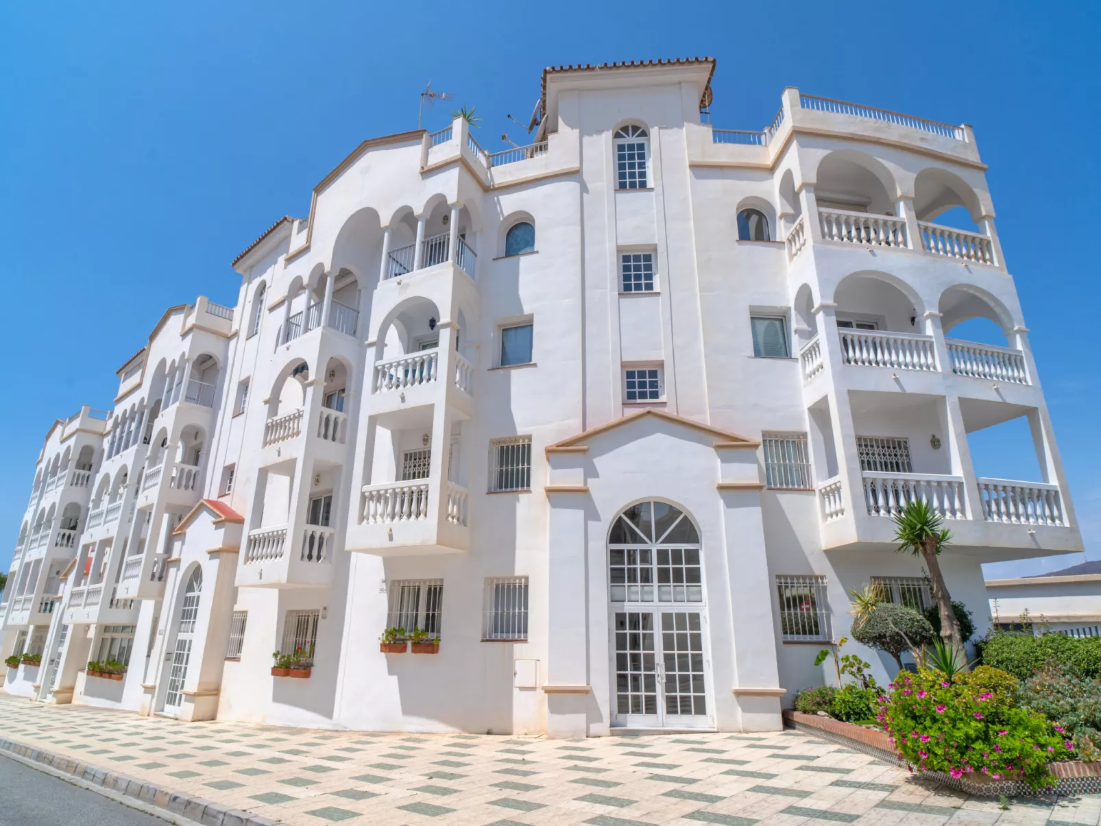 Stella Maris Beachfront B by Casasol - Buiten