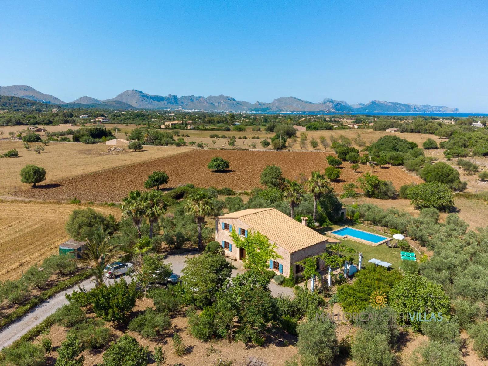 Cal Mercader Gran Villa con Piscina y Jardín - Buiten