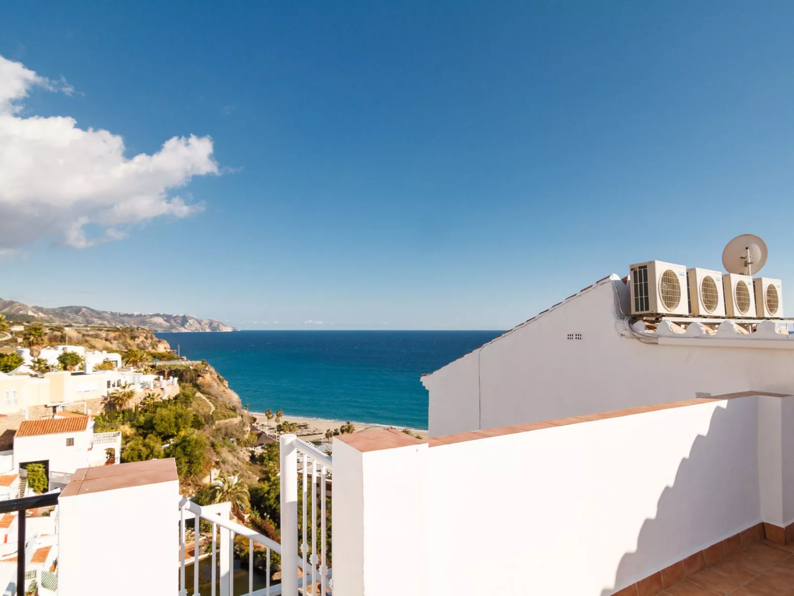 Capistrano Playa 703 by Casasol - Buiten