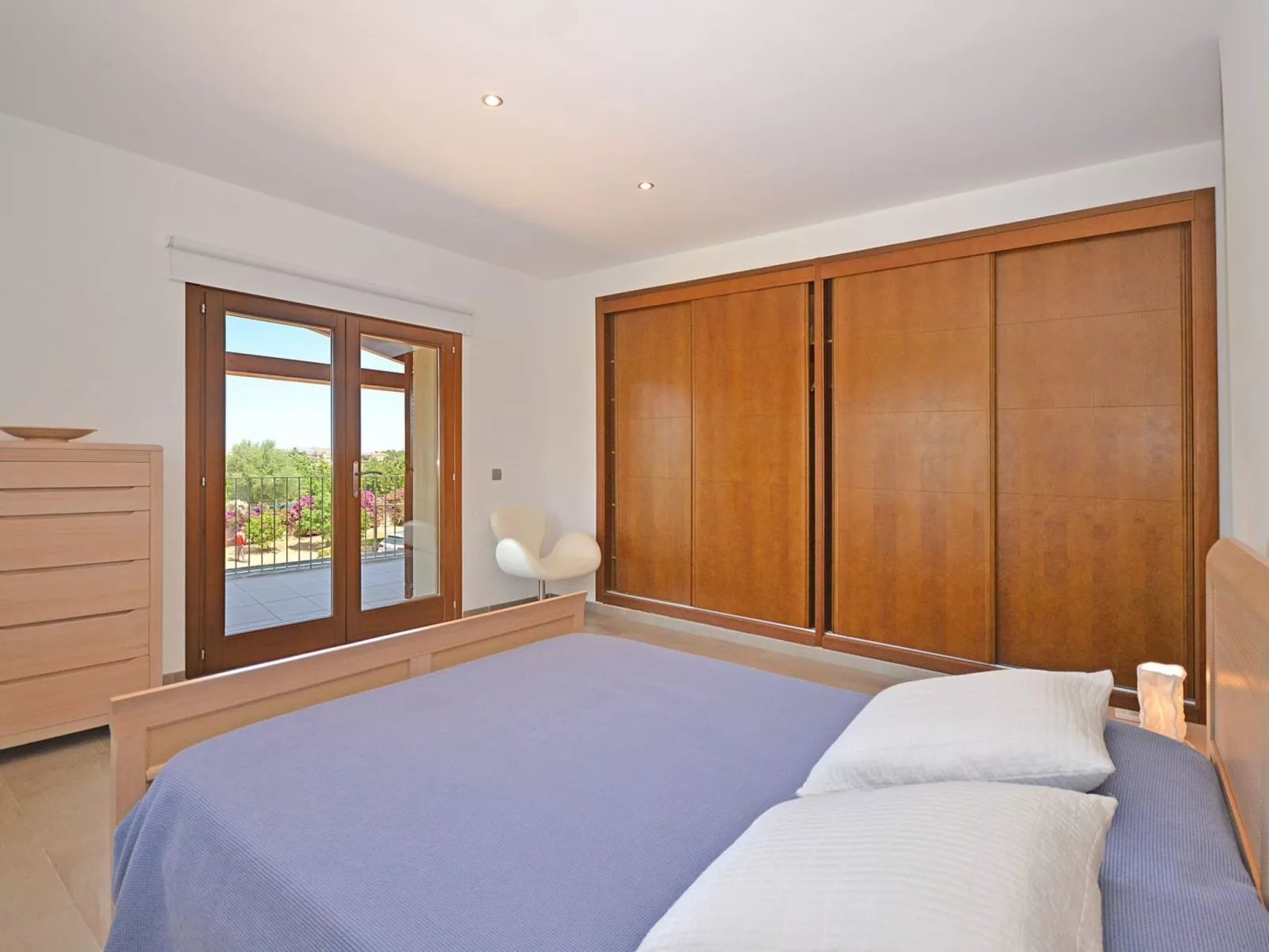 Santa Maria - Binnen