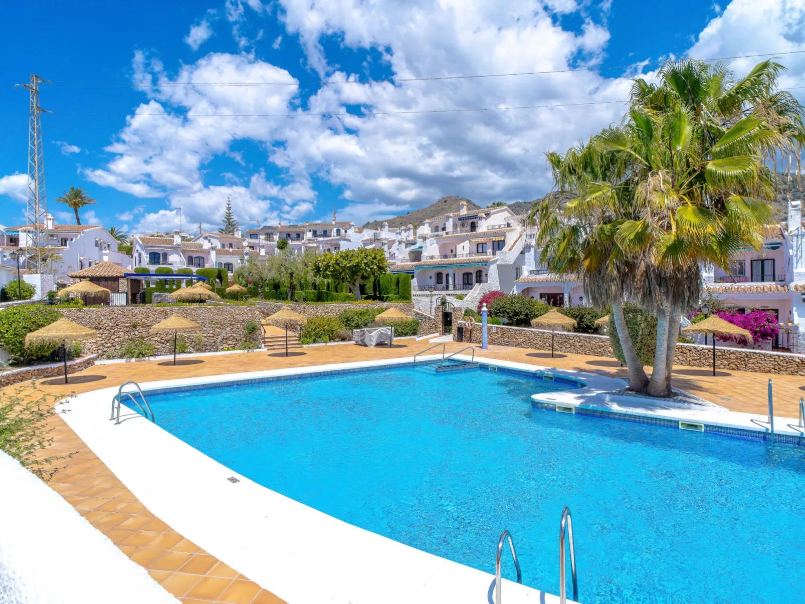 Capistrano Village Garden by Casasol - Buiten