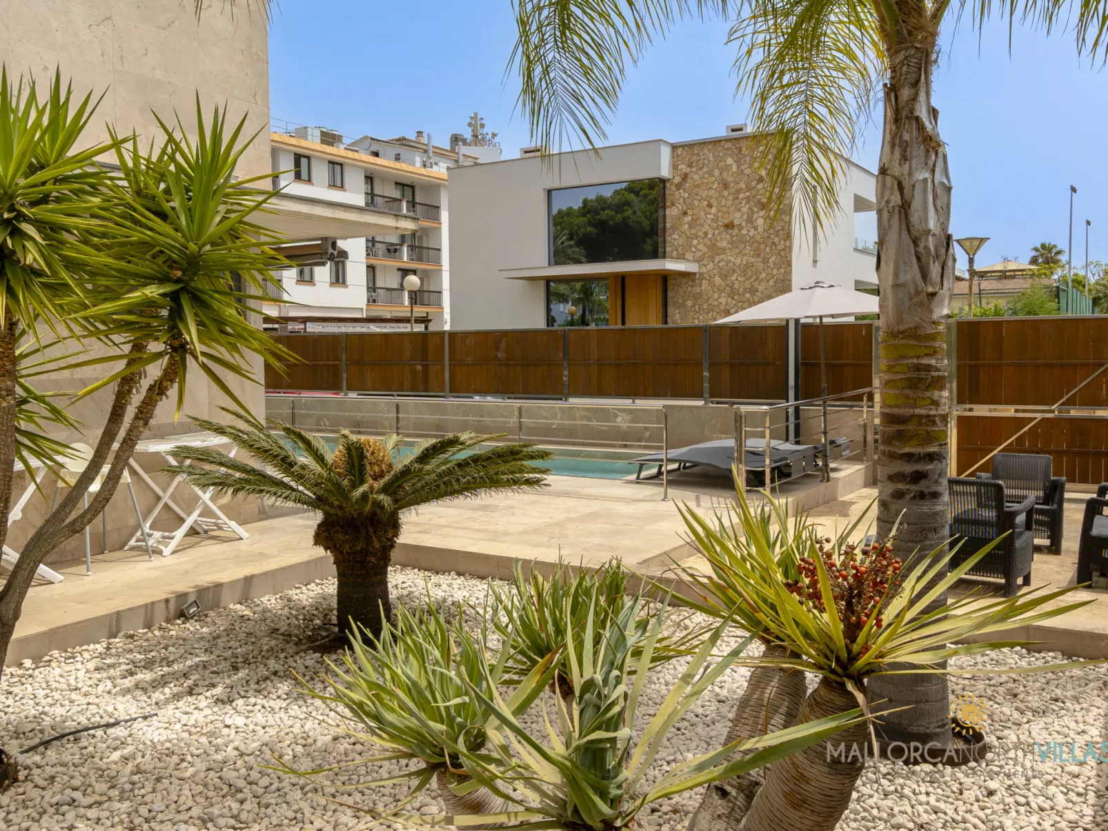 Villa Iola: Moderna Casa en Platja de Muro - Buiten