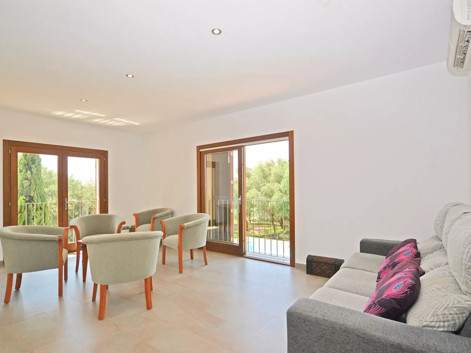 Santa Maria - Binnen