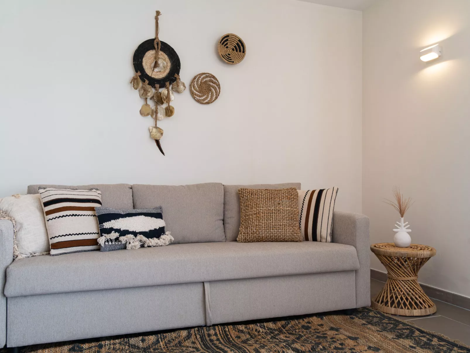 Villa Madrugada, beachside villa in Costabella - Binnen