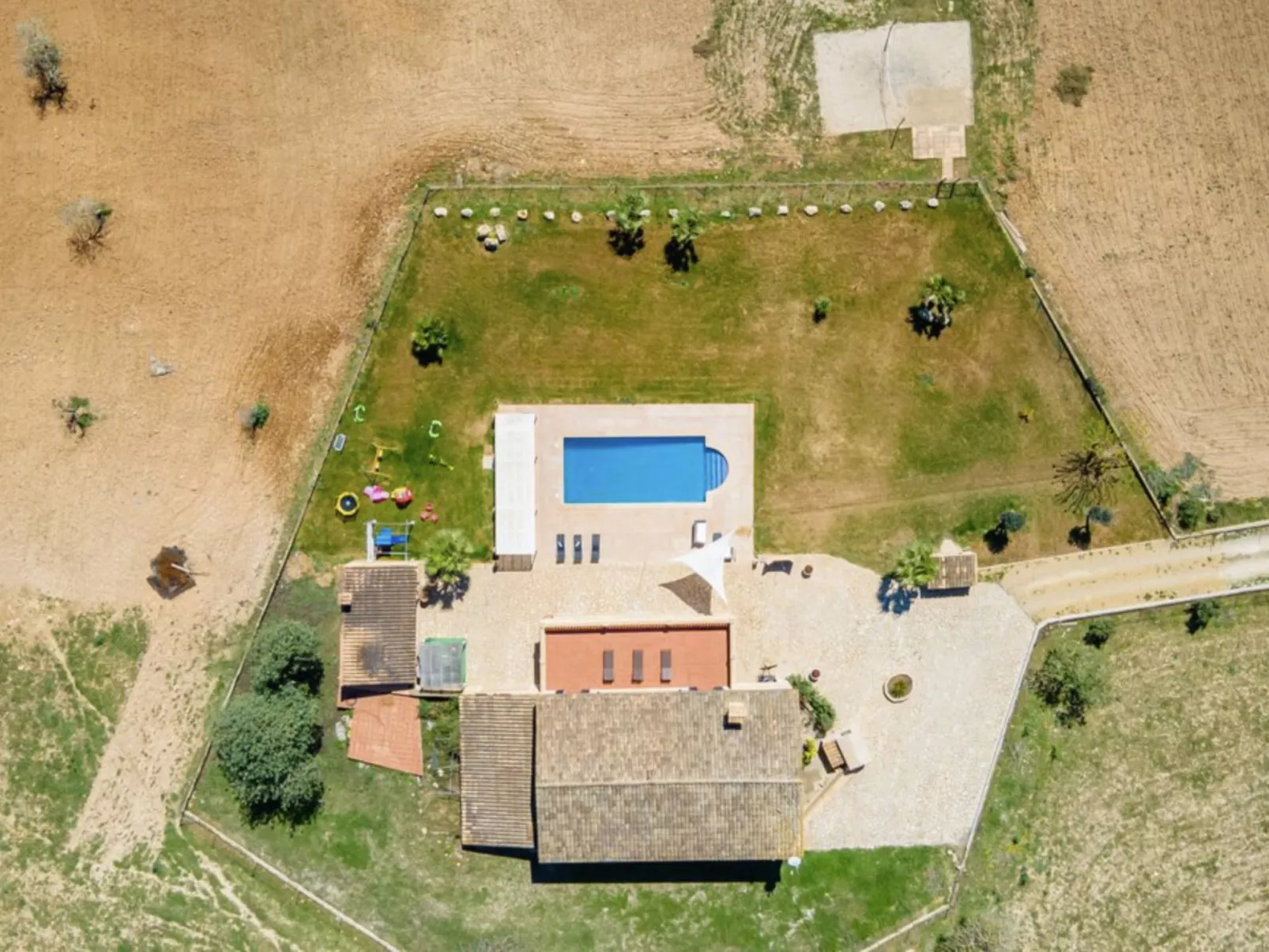 VILLA LORENZO MANACOR by PriorityVillas - Buiten