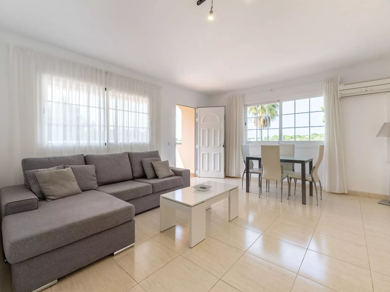 VILLA CAS PUIG - Binnen