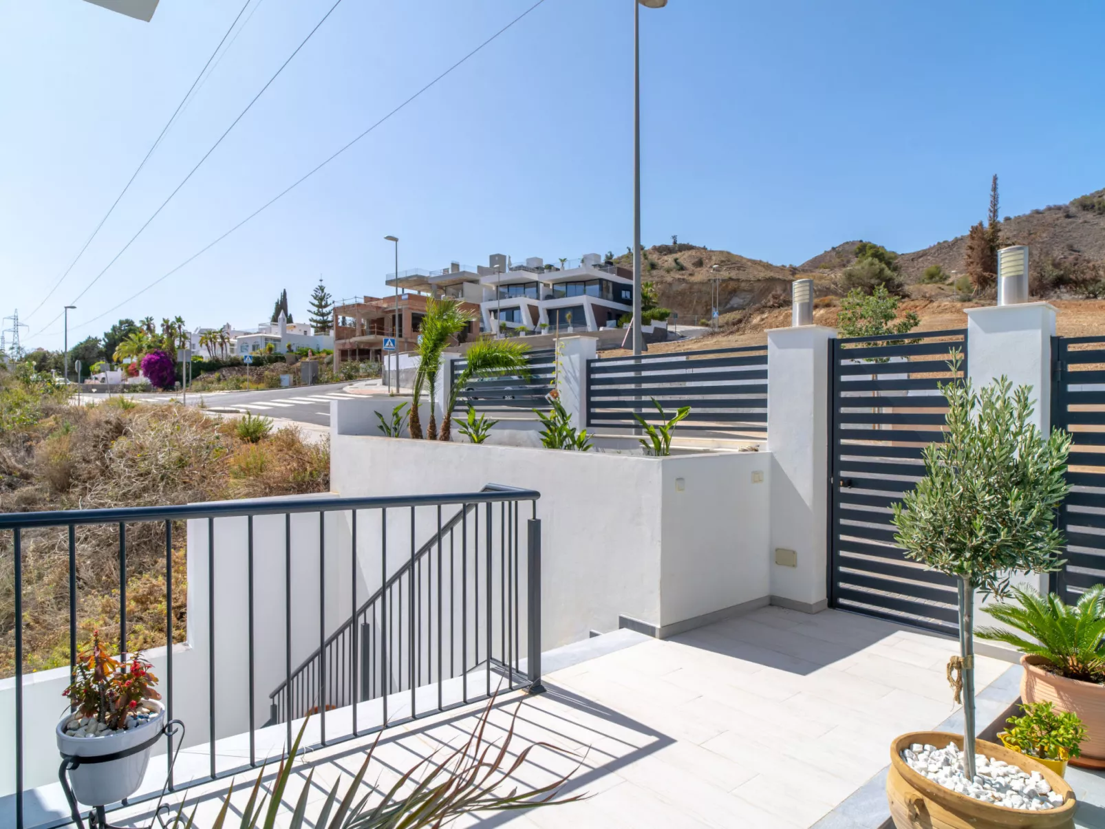 Villa Luxuria Private Pool by Casasol - Buiten