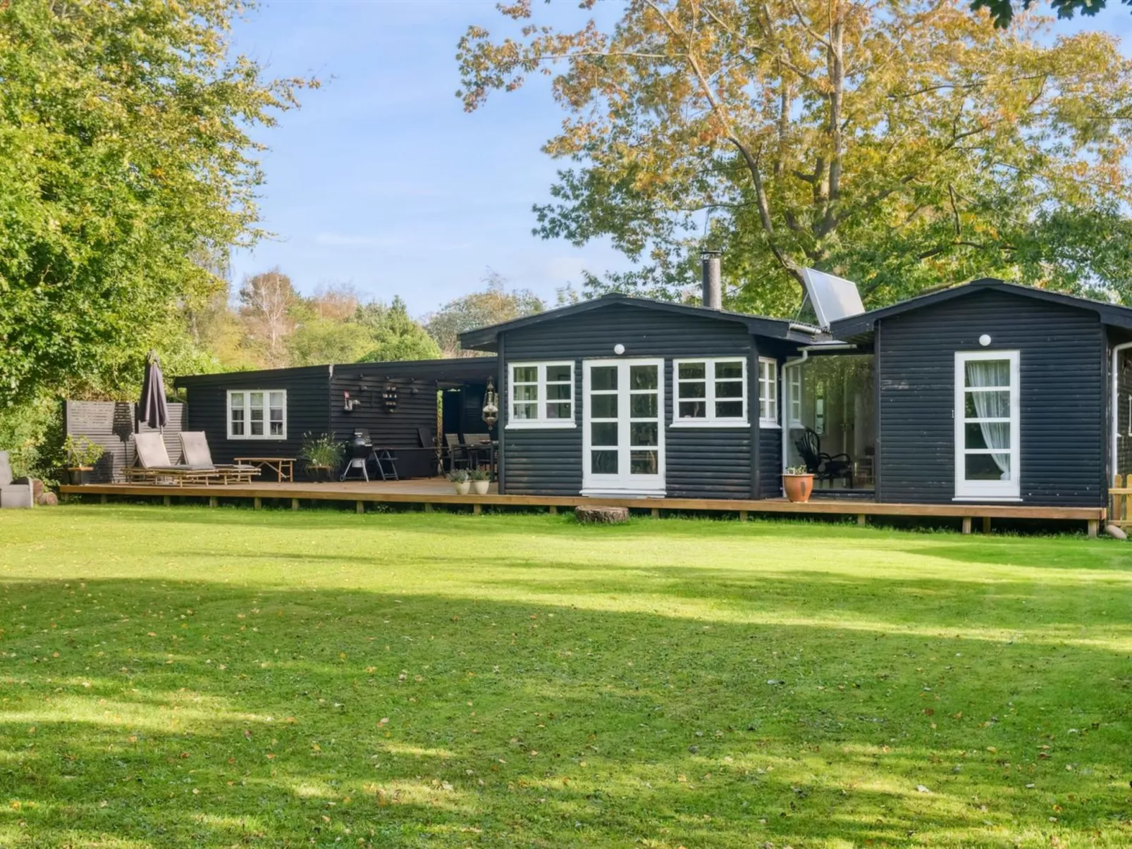 "Niela" - 400m from the sea