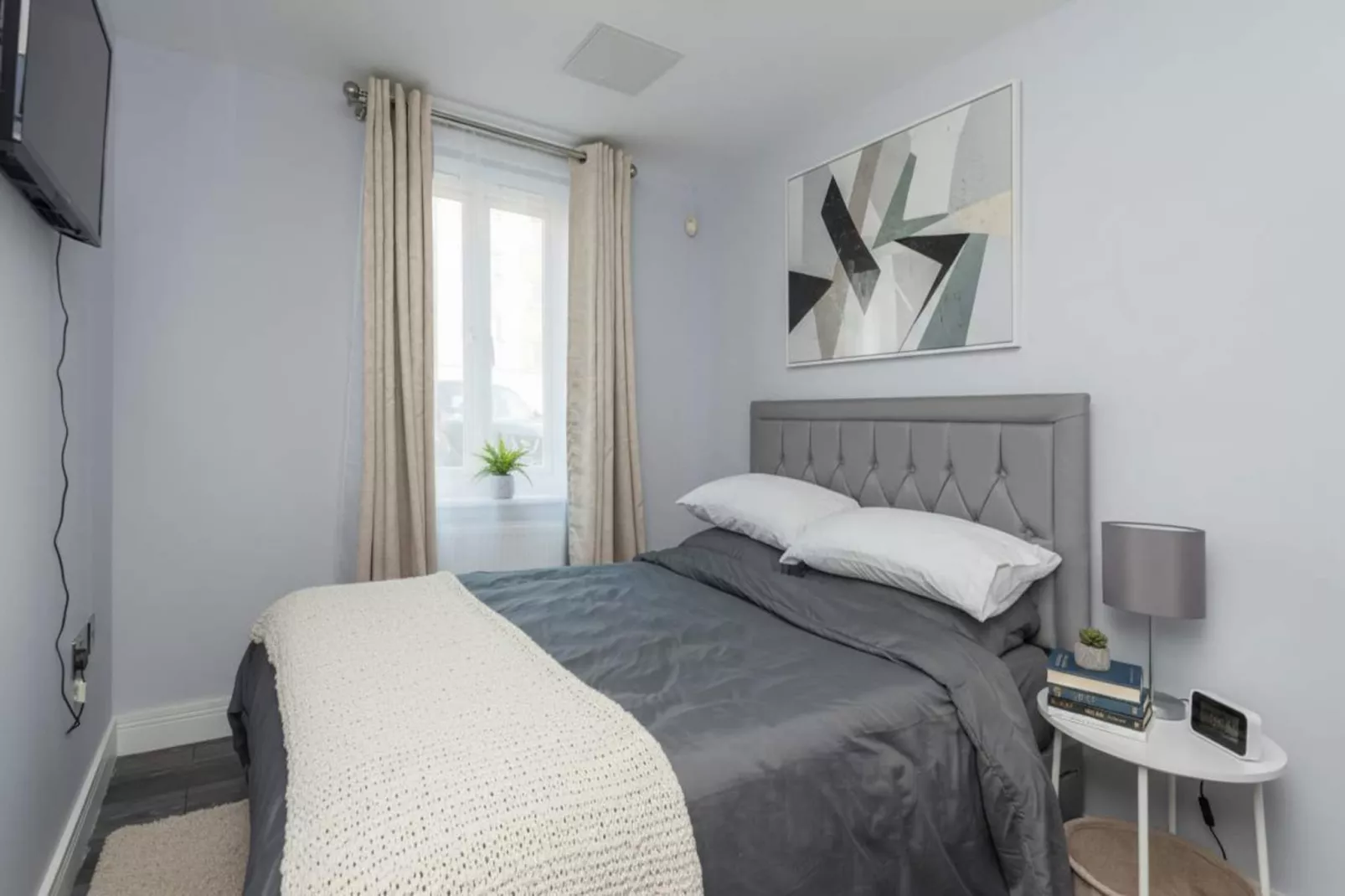 Premium New Flat Close to the Elizabeth Line