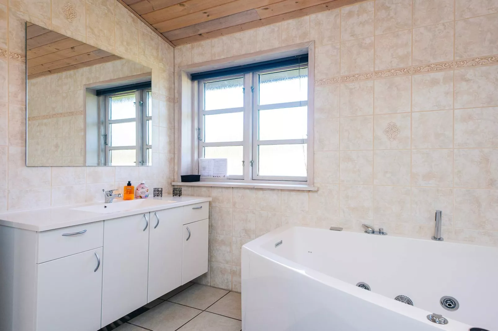 Gezellig strandhuisje-By Traum