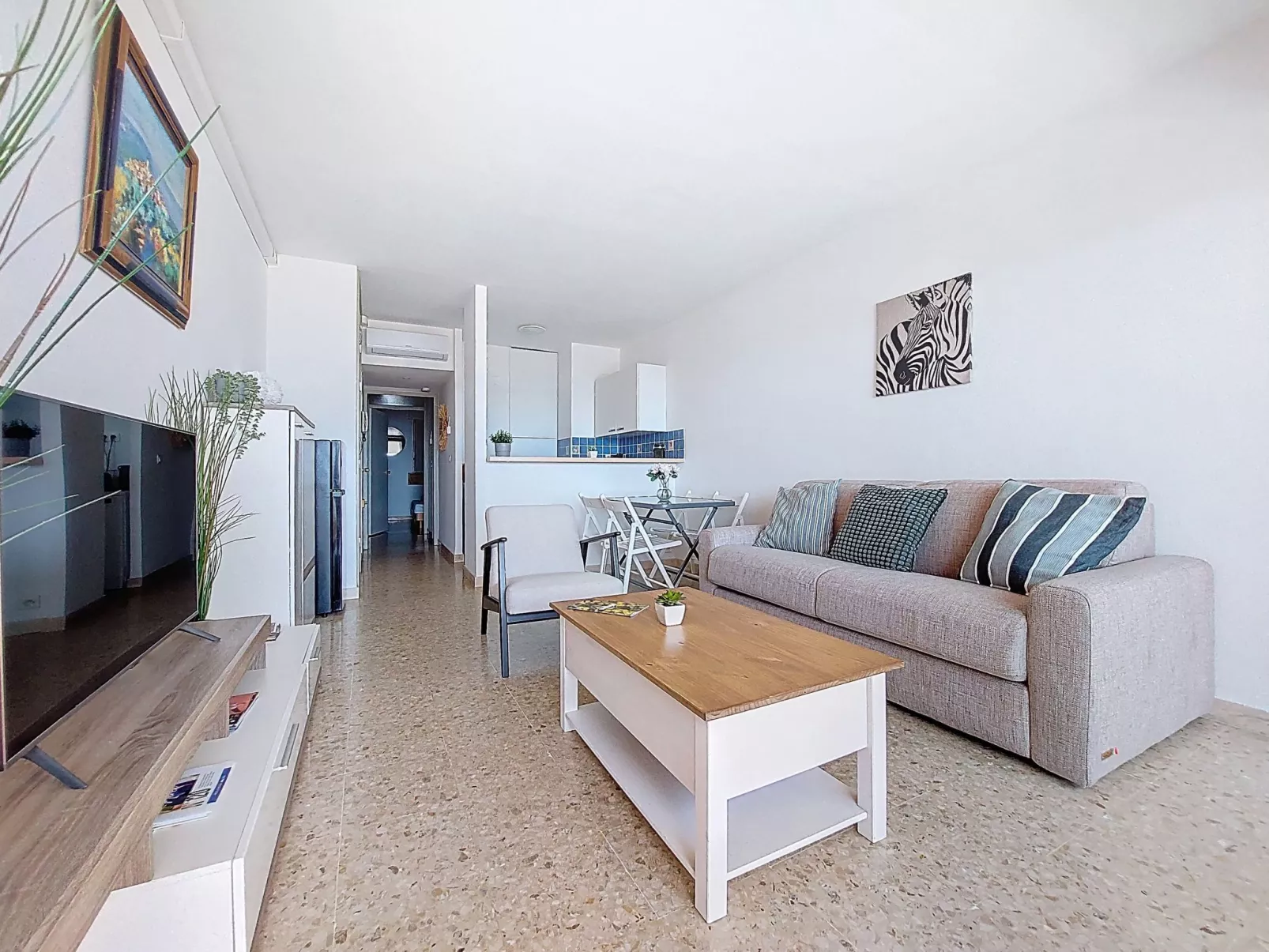 Le Méditerranée - Binnen