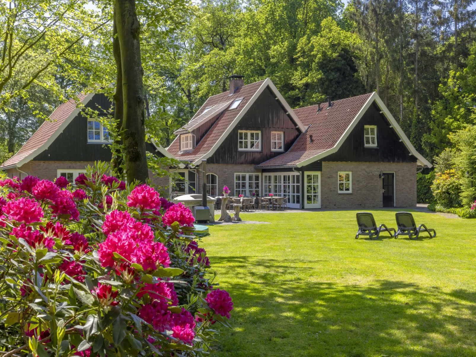 Het Landhuis - Buiten