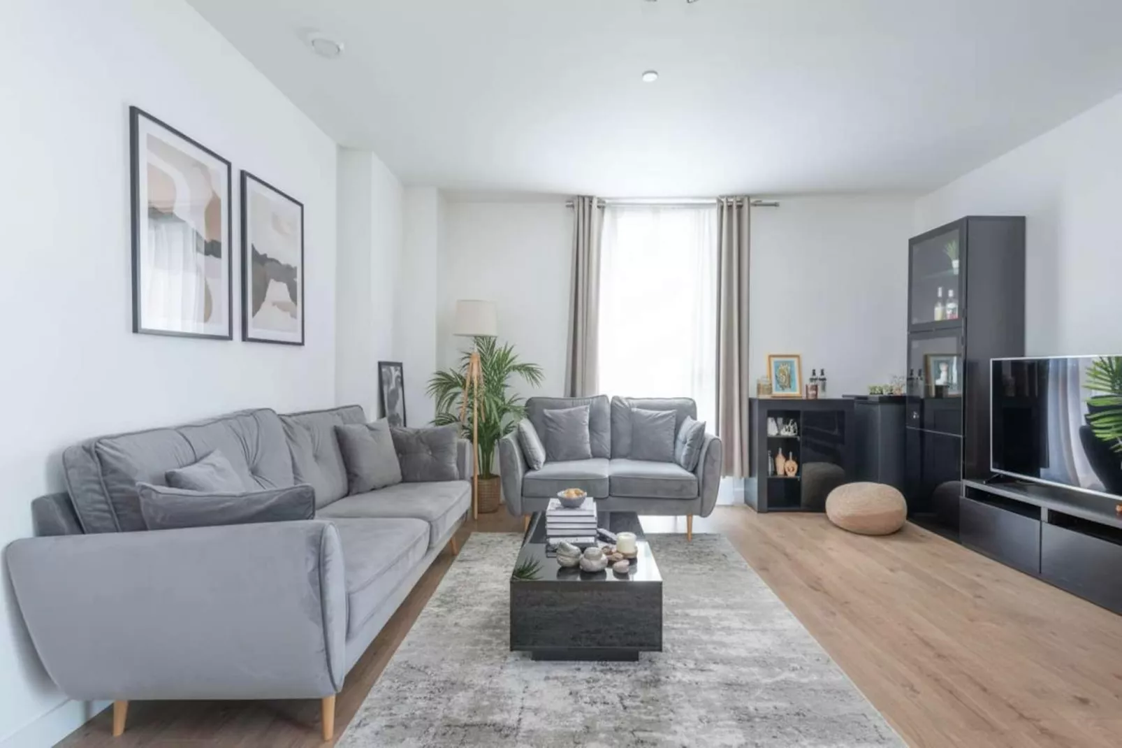 Bermondsey Premium Modern Flat