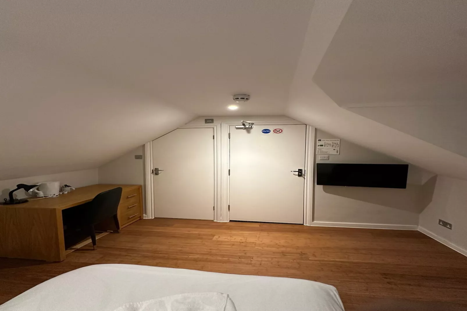 Standard Double Room - Slaapkamer