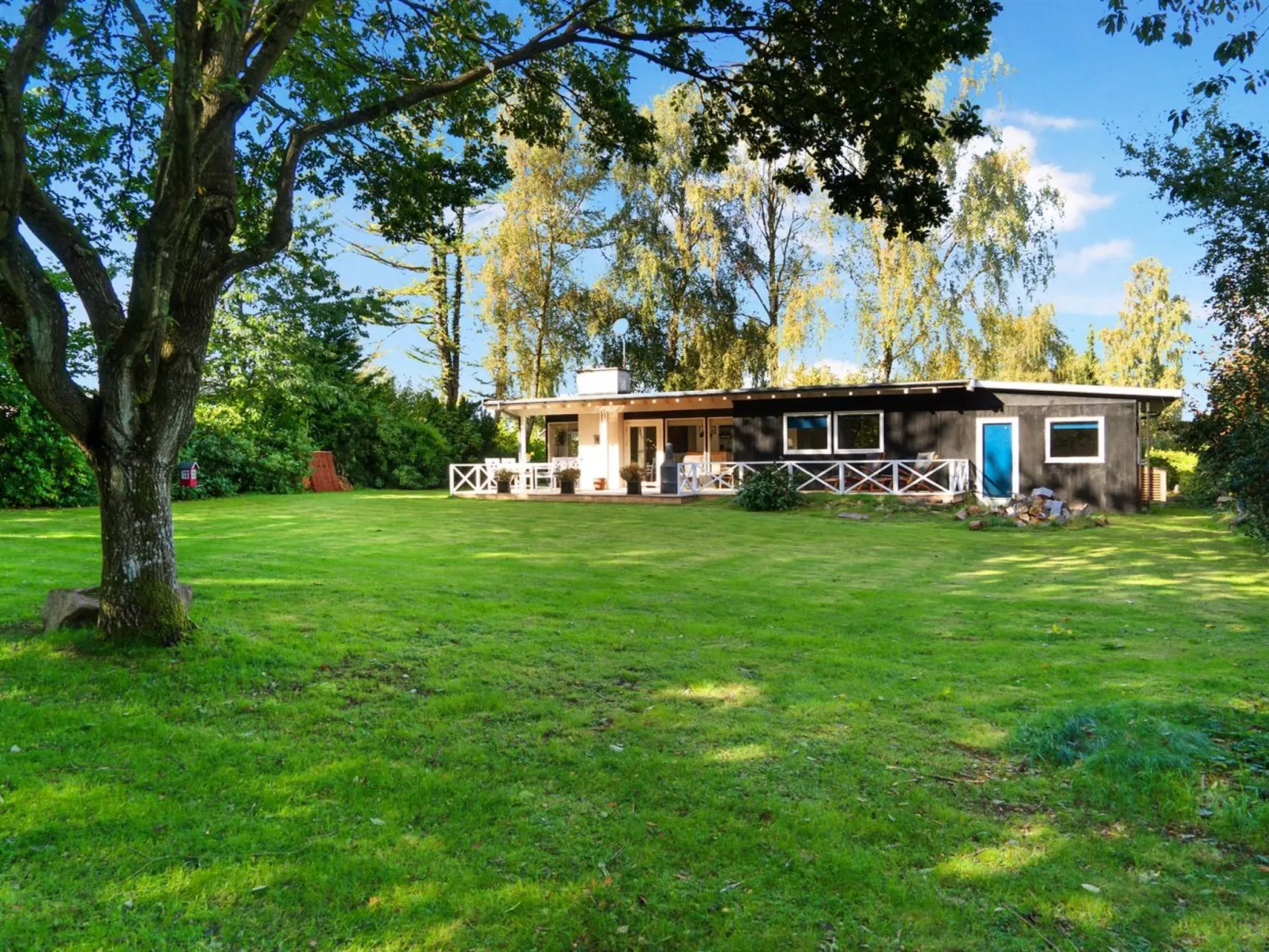 "Ljuba" - 1.2km from the sea - Buiten