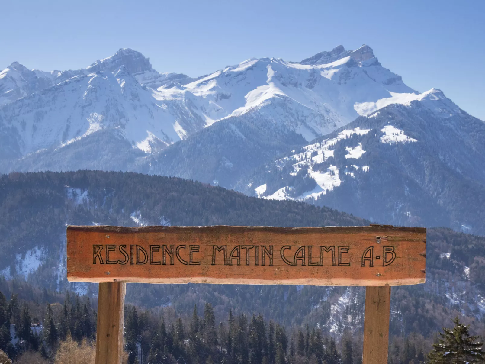 Matin Calme - Binnen