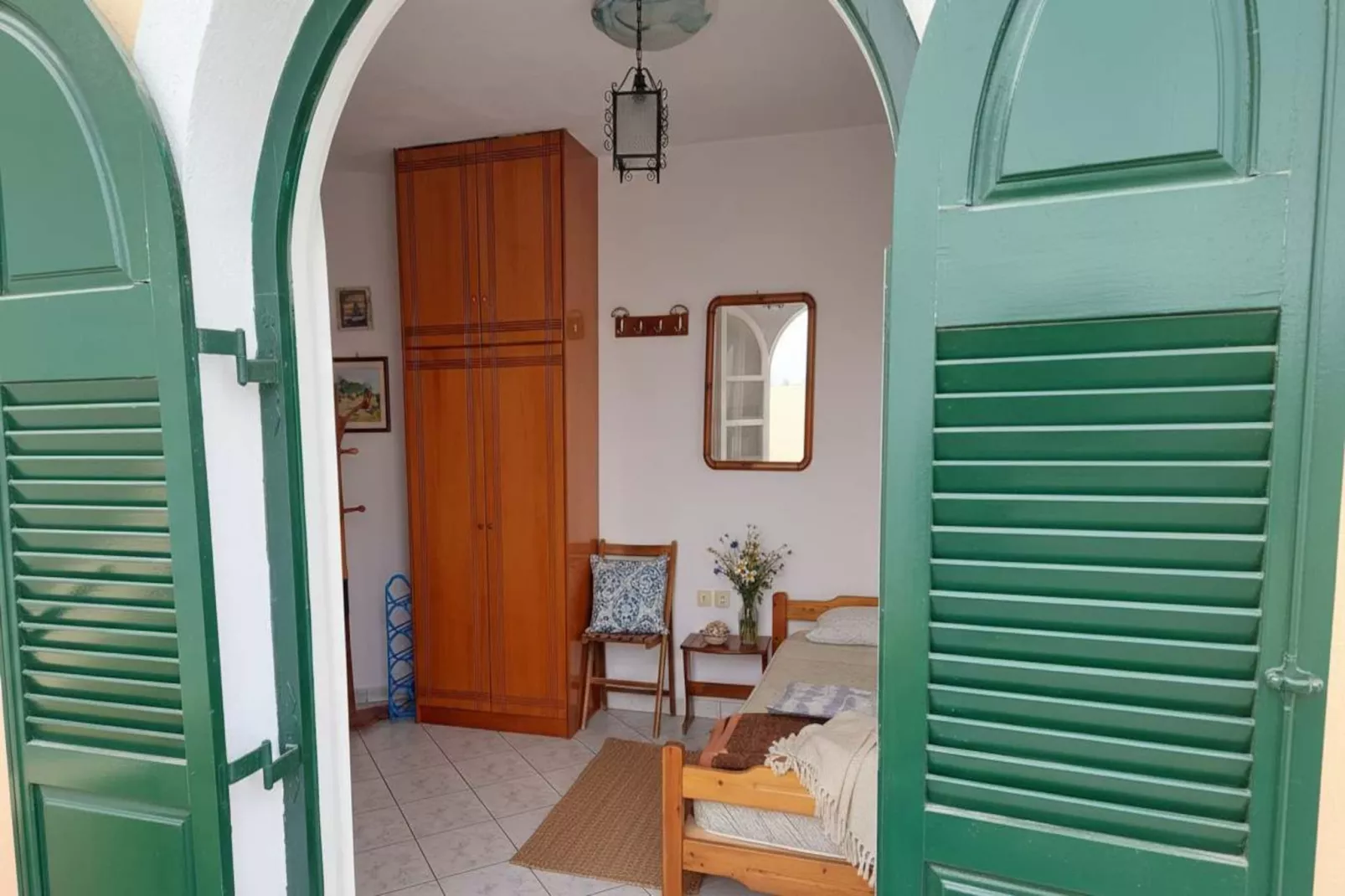 Peaceful Akrotiri Studio with Patio and Open Views - Hal-ontvangst