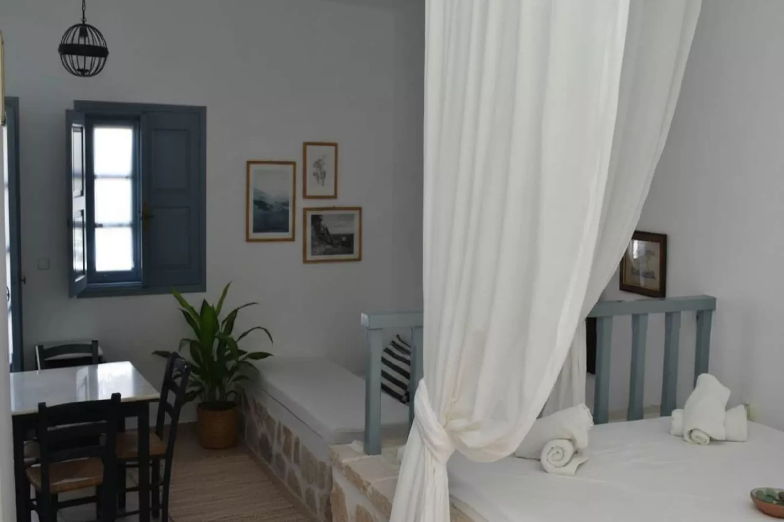 Vacay_patmos no2 - Eetkamer