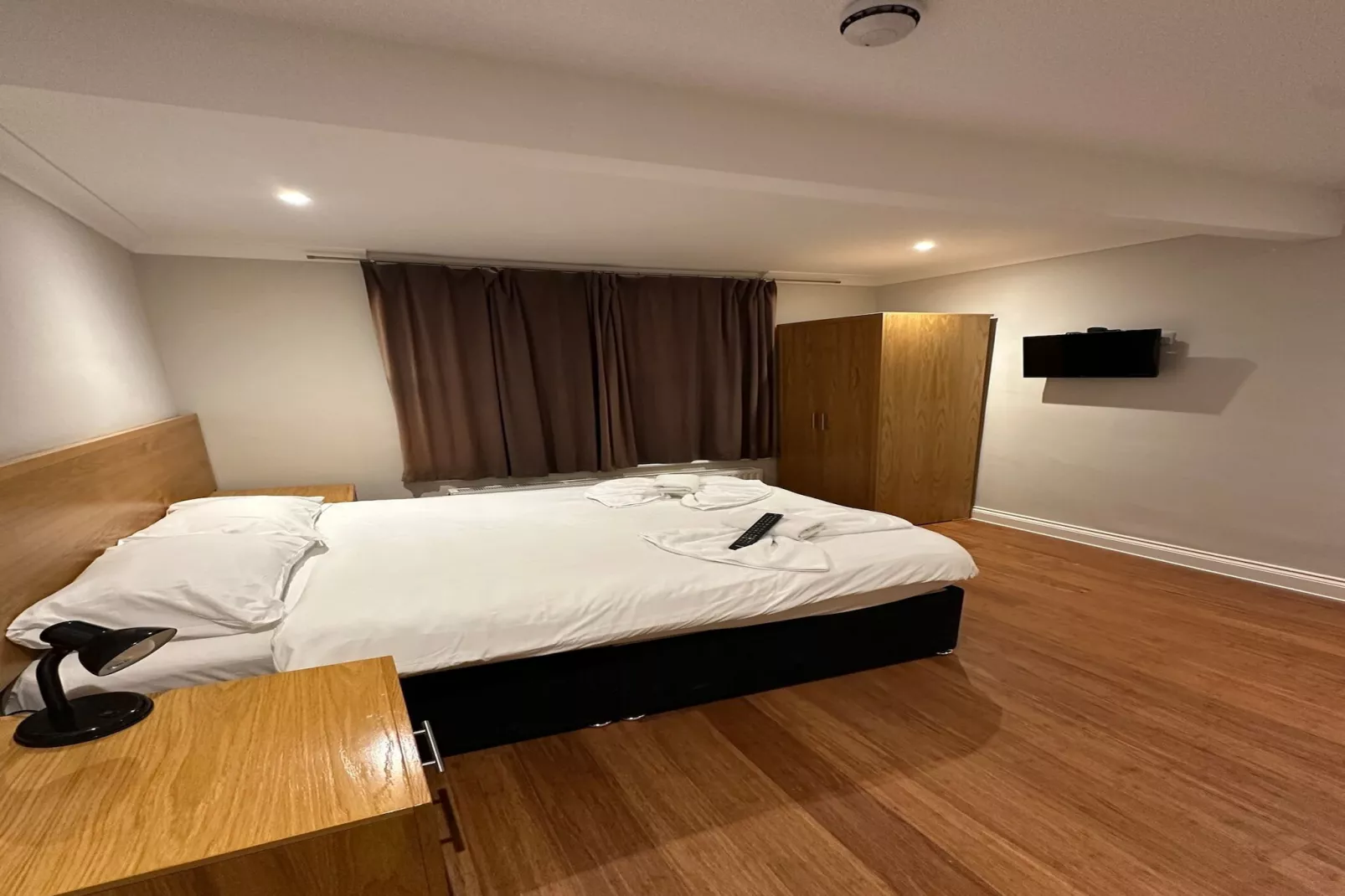 Standard Double Room - Slaapkamer