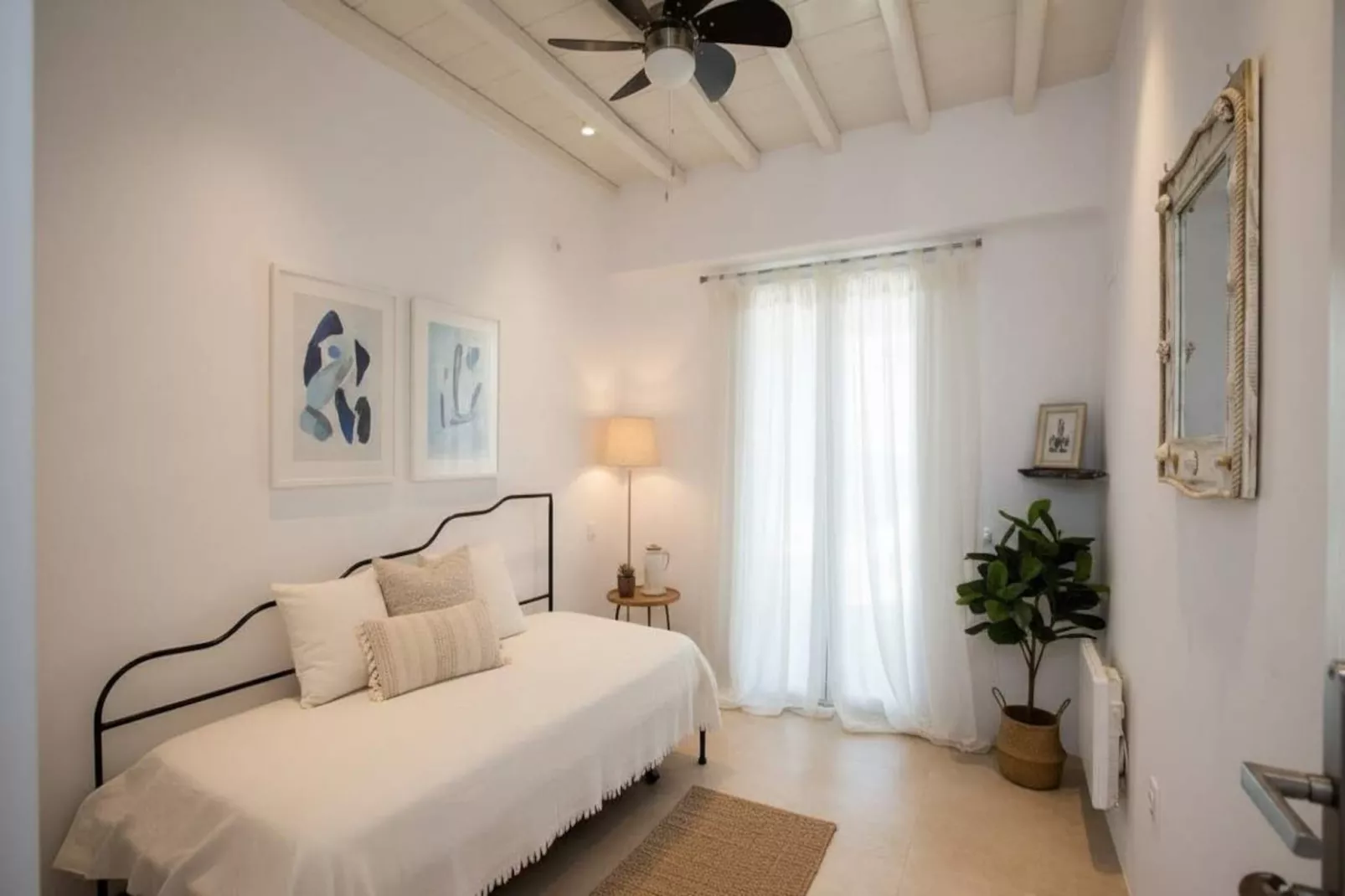 Scenic Agios Sostis Retreat with Sea Views - Woonkamer