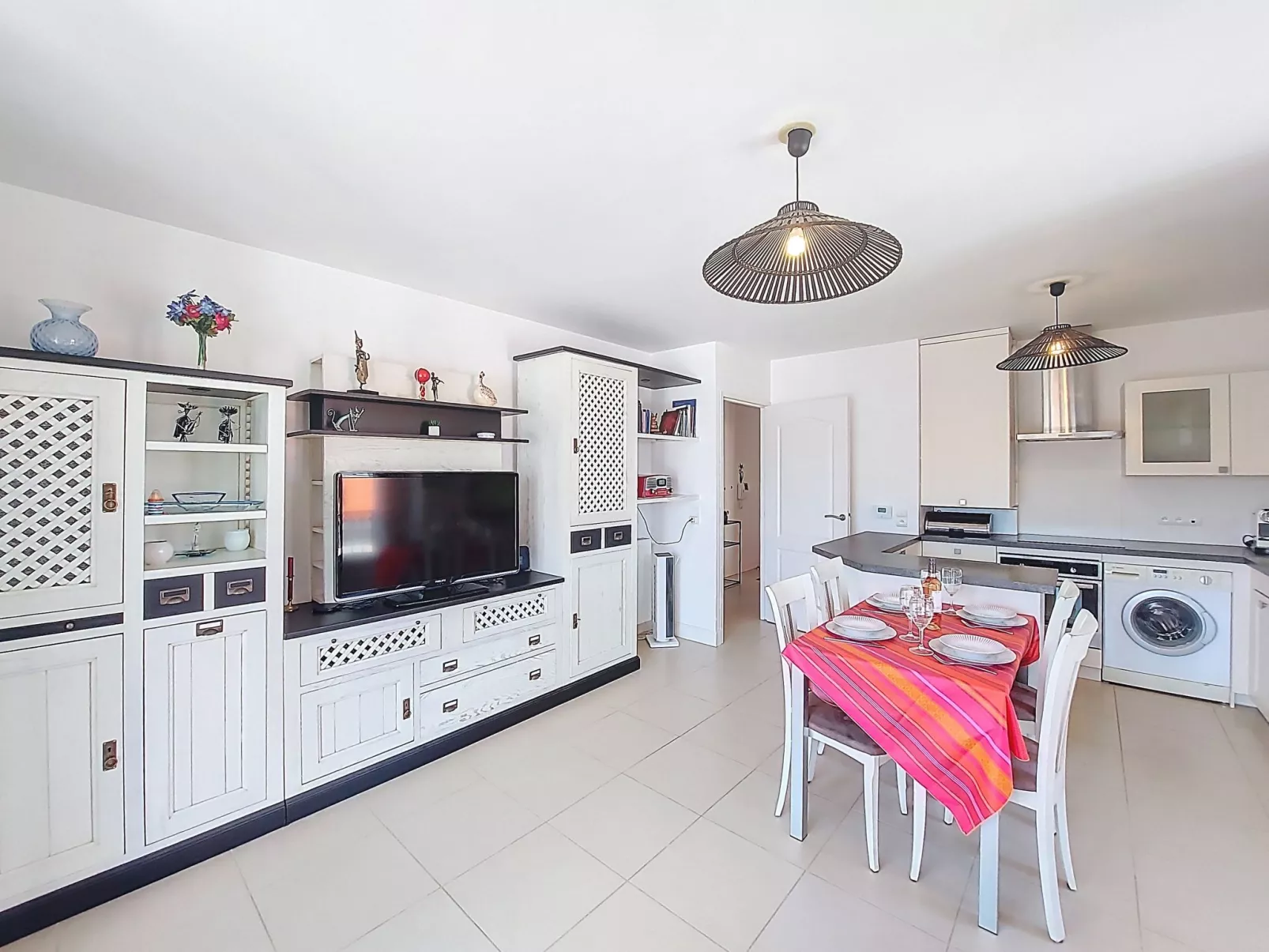 Villa Regatta - Binnen