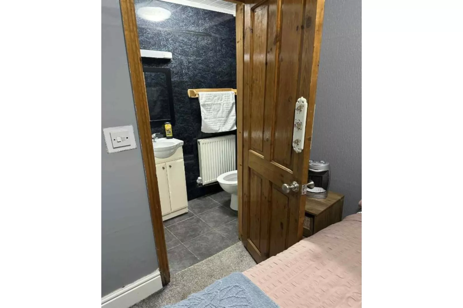 Standard Twin Room - Shared - Badkamer