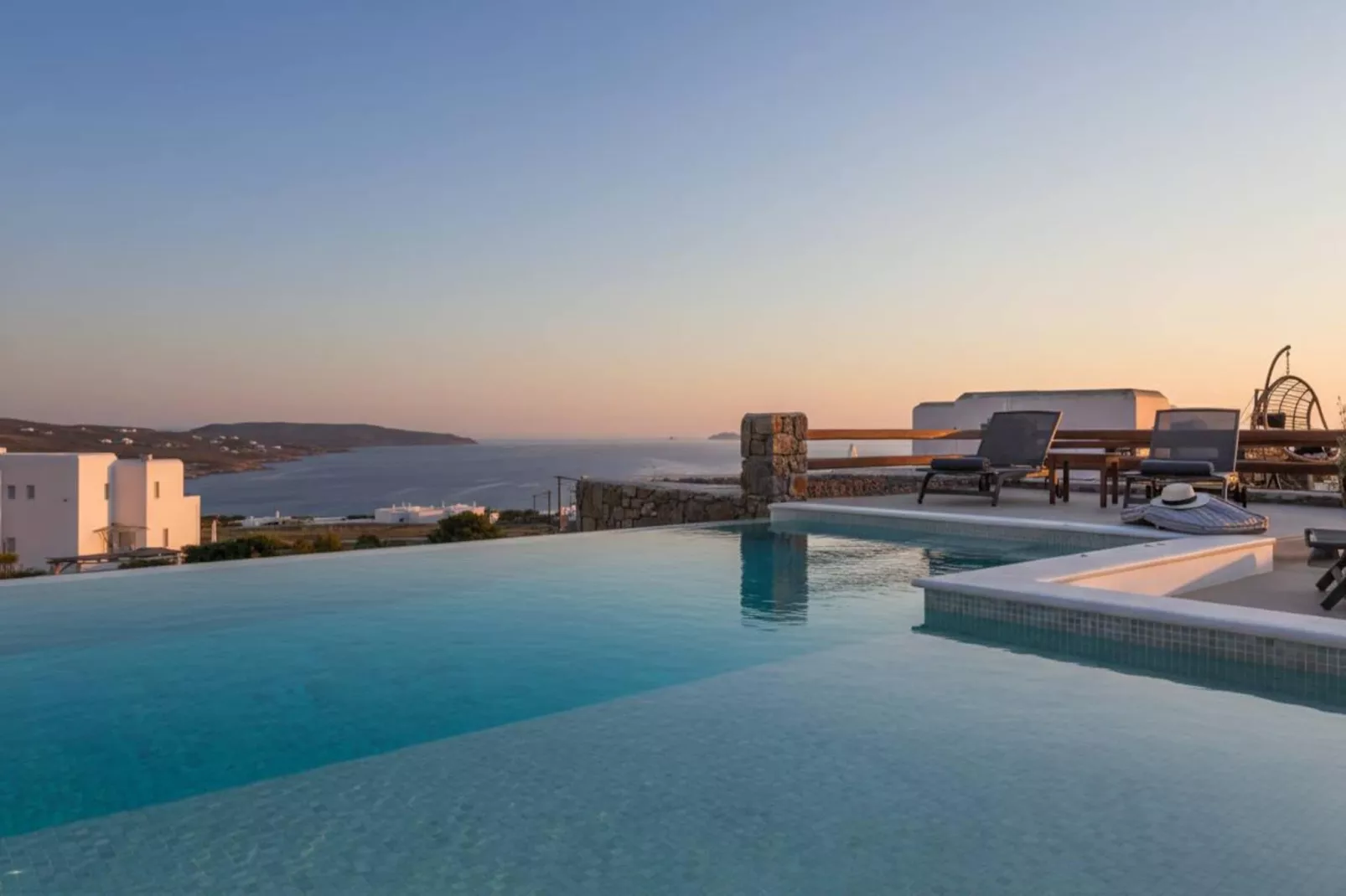 Prestigious Residence in Kalafatis w Private Pool - Zwembad