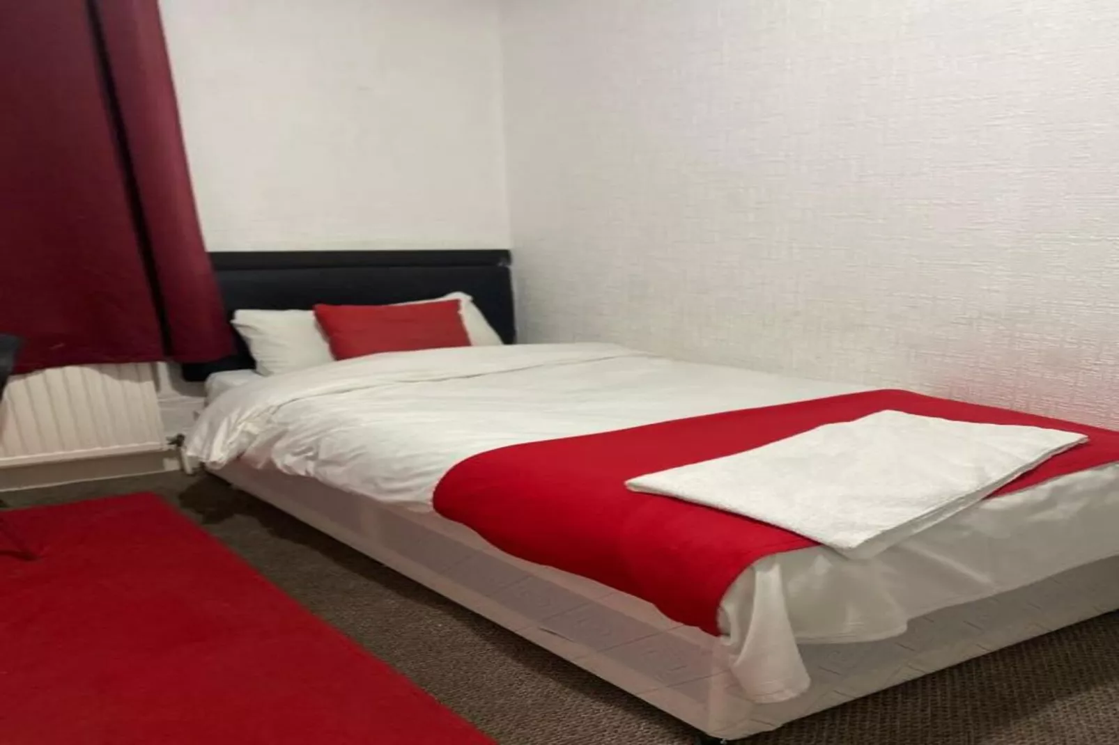 Standard Single Room - Shared - Slaapkamer