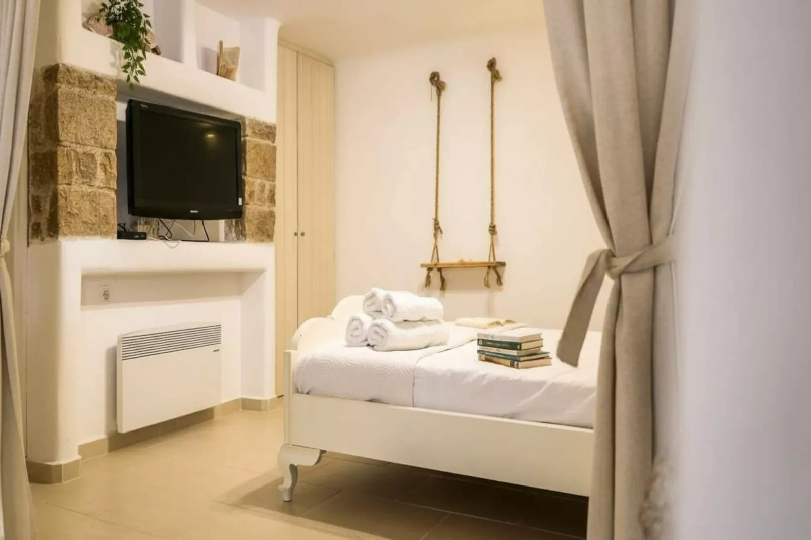 Ortus_Ivory_vacay - Slaapkamer