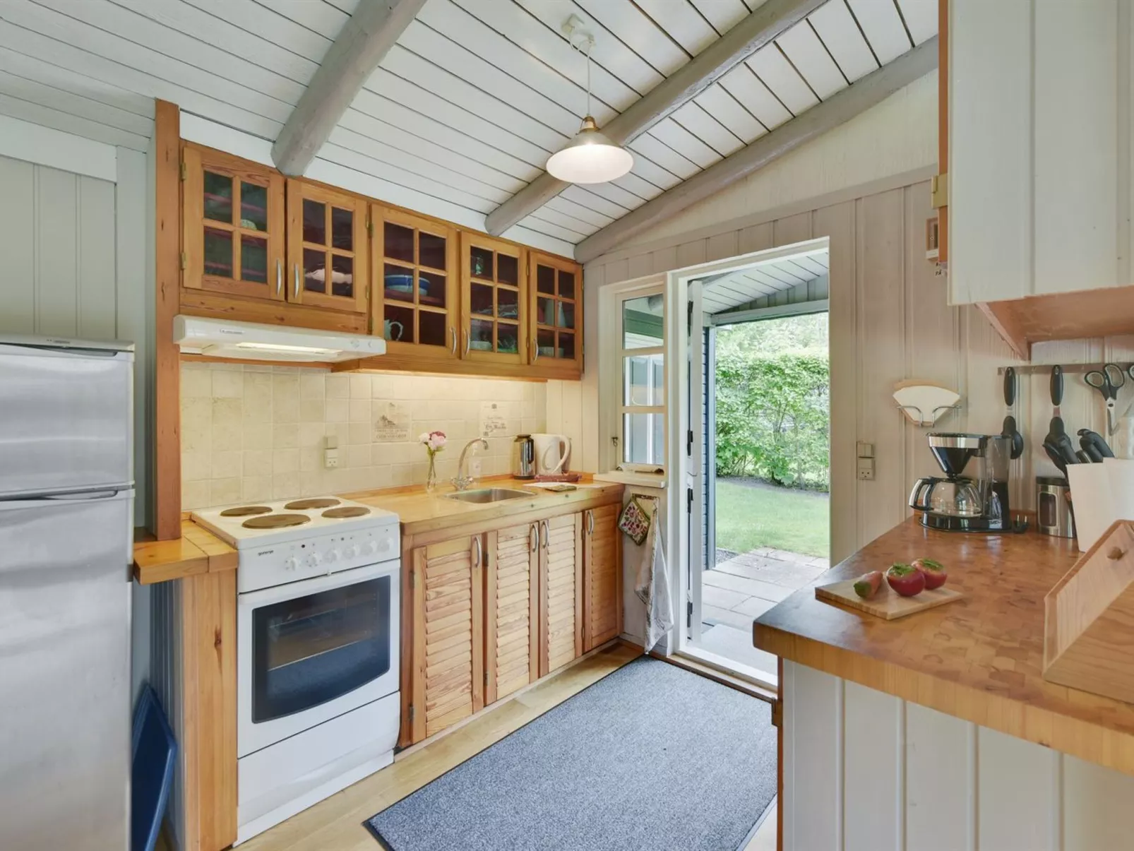 "Saima" - 25km from the sea - Binnen