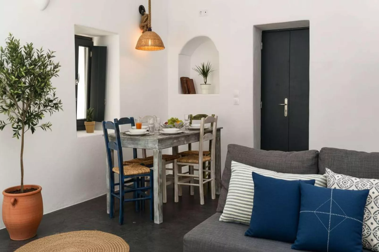 Dionysos Wine Authentic Stay 2 Bd Santorini Home - Woonkamer