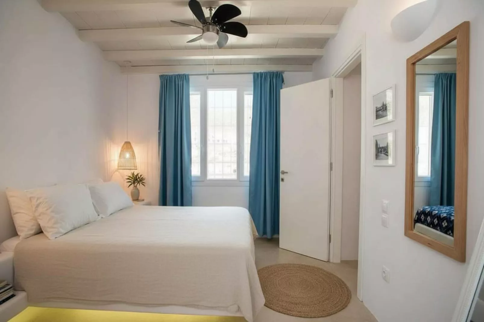 Scenic Agios Sostis Retreat with Sea Views - Slaapkamer