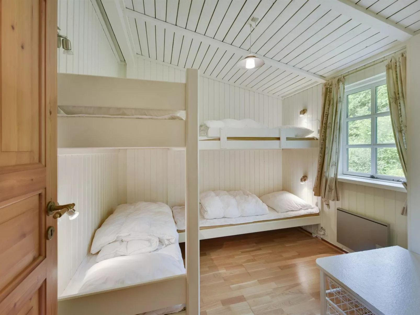 "Saima" - 25km from the sea - Binnen