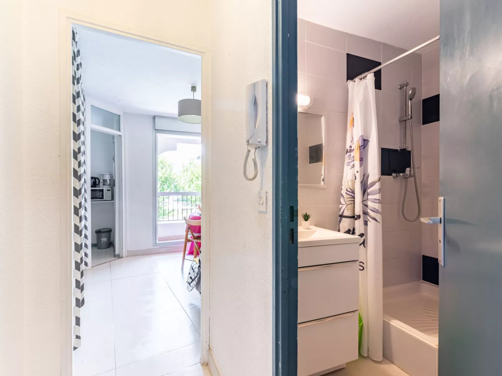 Les Grenadines - Binnen