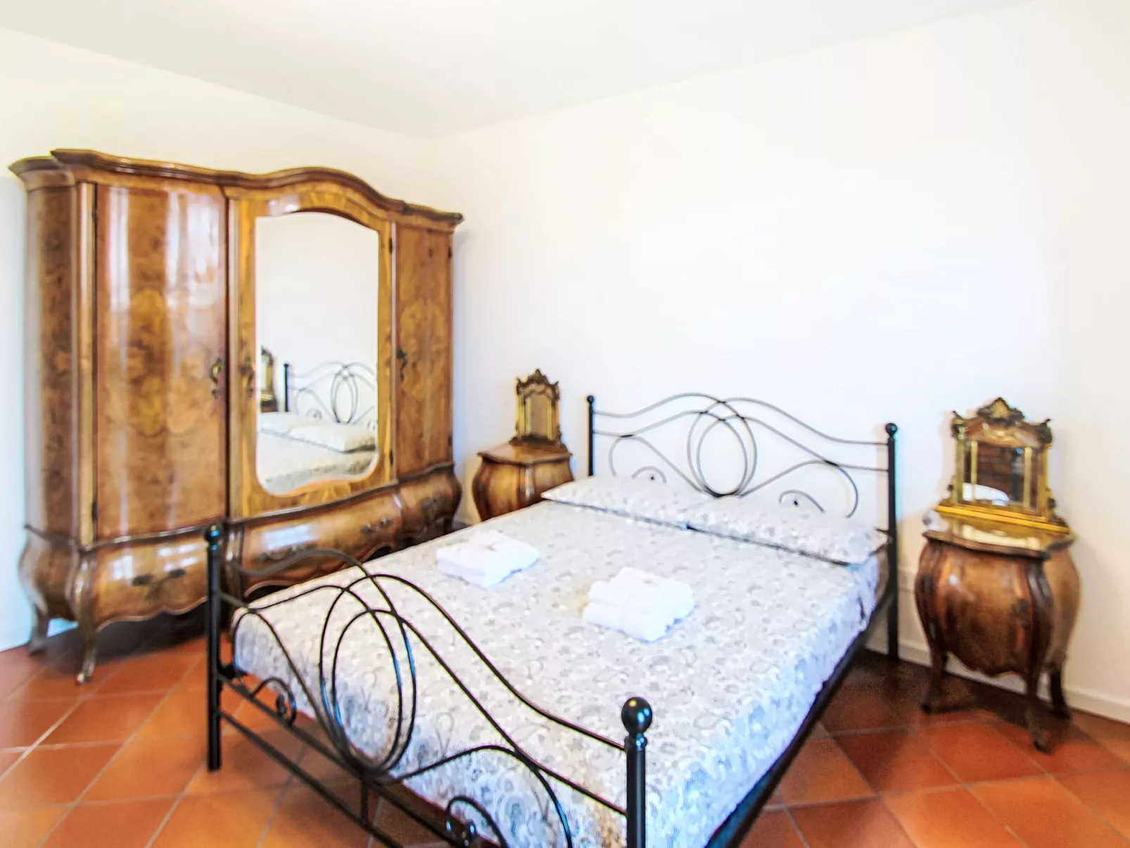 Cascina Paciotti - Binnen