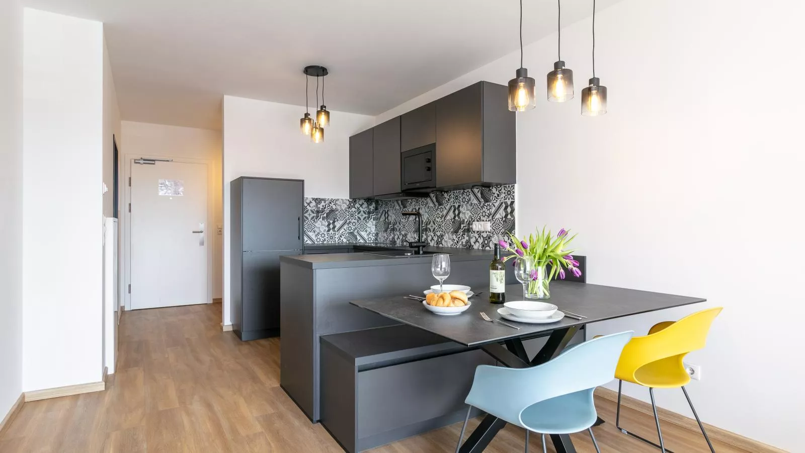 City Apartments Jenbach Top8Top9Top10 - Eetkamer