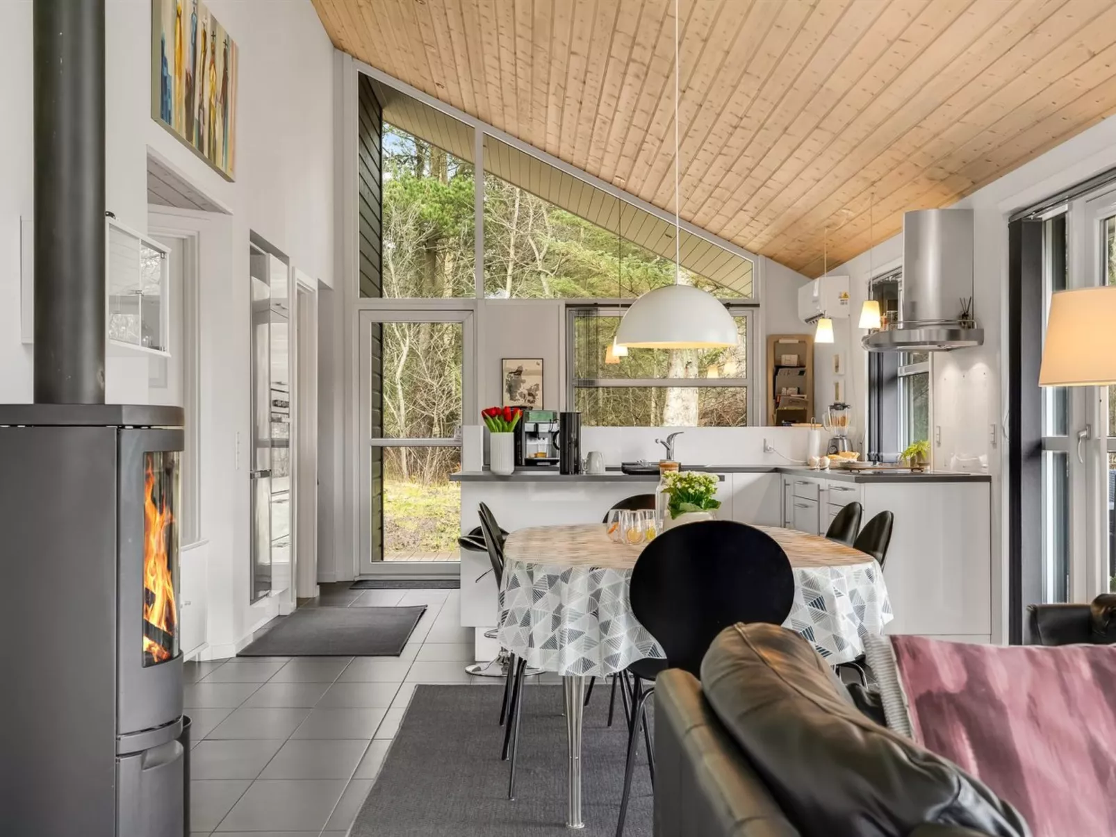 "Joske" - 2km from the sea - Binnen