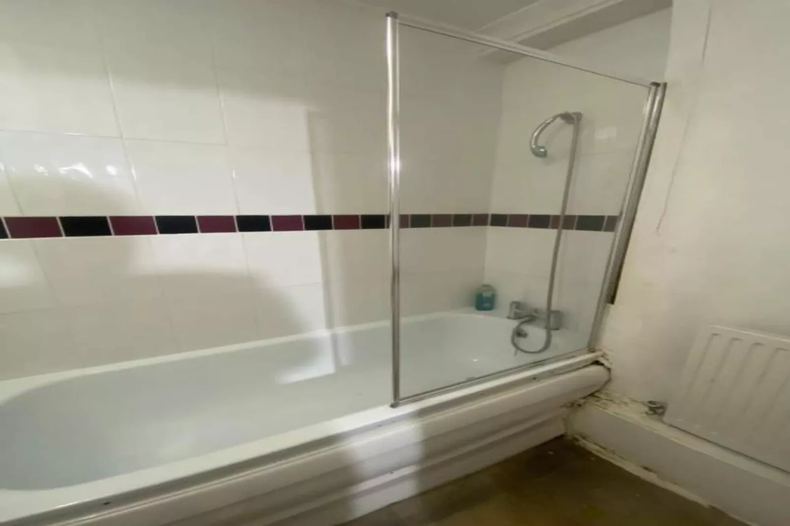 Standard Triple Room - Shared - Badkamer