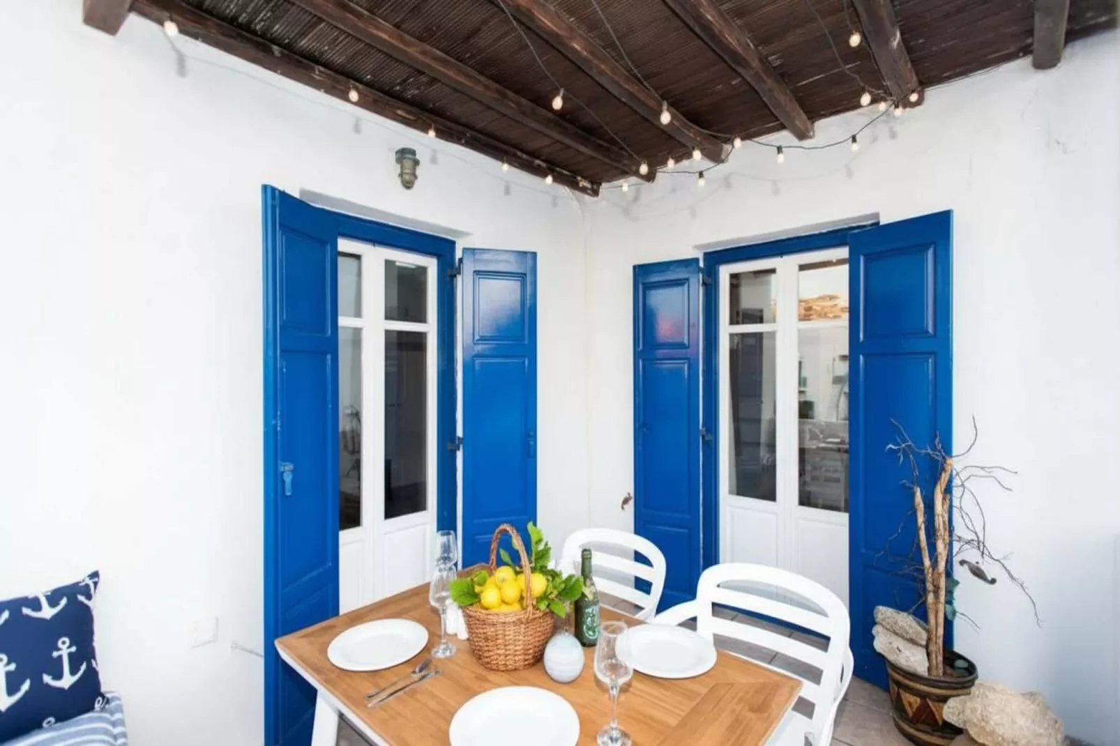 Ornos Elegant 2 Bd House with Shared Pool - Terrasbalkon