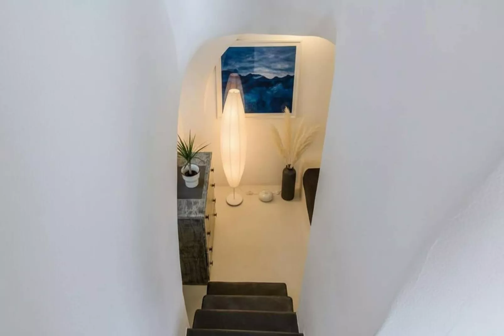 Poseidon’s Water Escape Santorini Rooftop Jacuzzi - Overloop