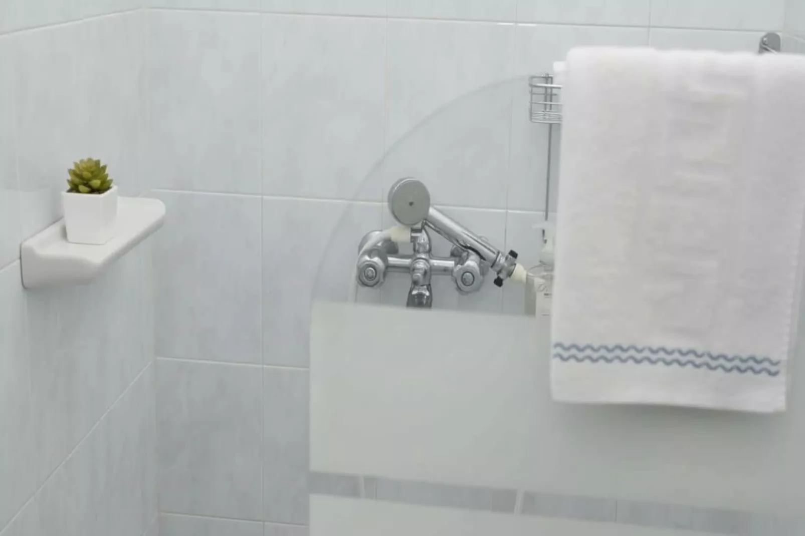 Vacay_patmos no2 - Badkamer