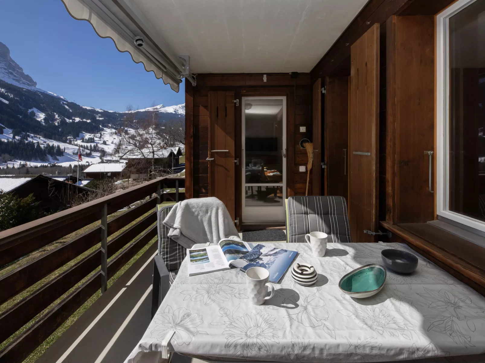 SnowKaya Grindelwald - Buiten