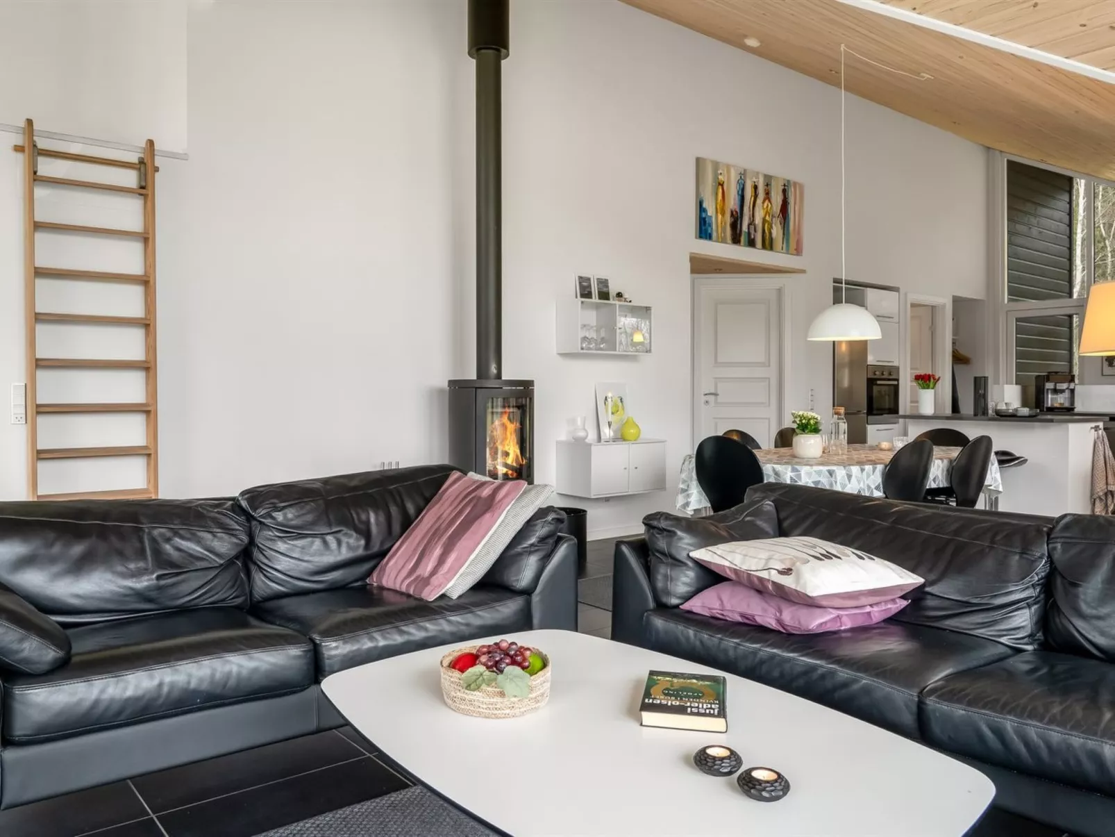 "Joske" - 2km from the sea - Binnen