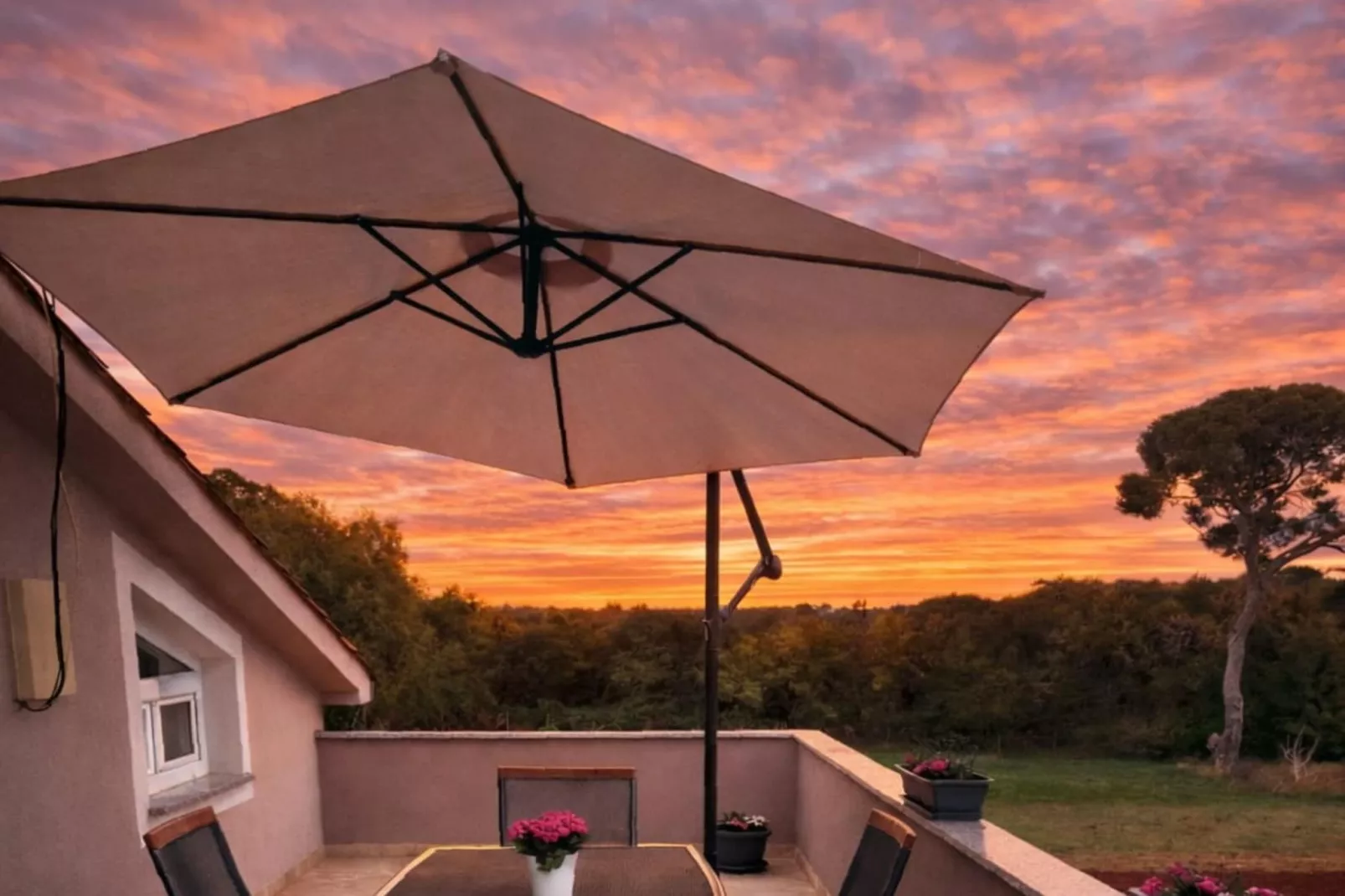 Apartments Sunset - Two bedroom Apartment with Terrace and Sea View (Gornji) - Uitzicht