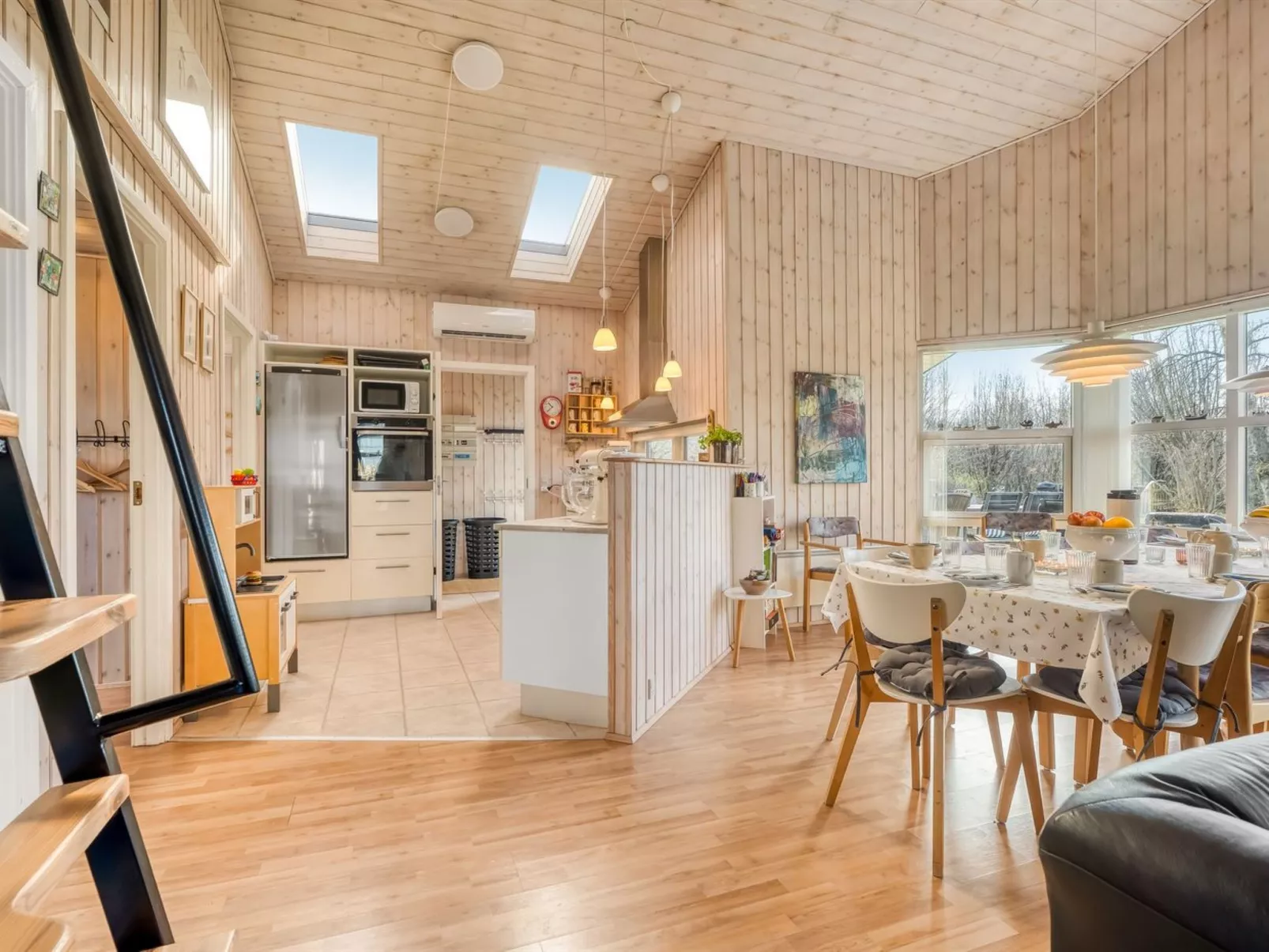 "Nanook" - 1km to the fjord - Binnen