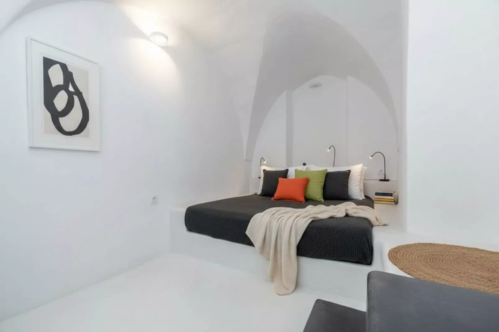 Poseidon’s Water Escape Santorini Rooftop Jacuzzi - Slaapkamer