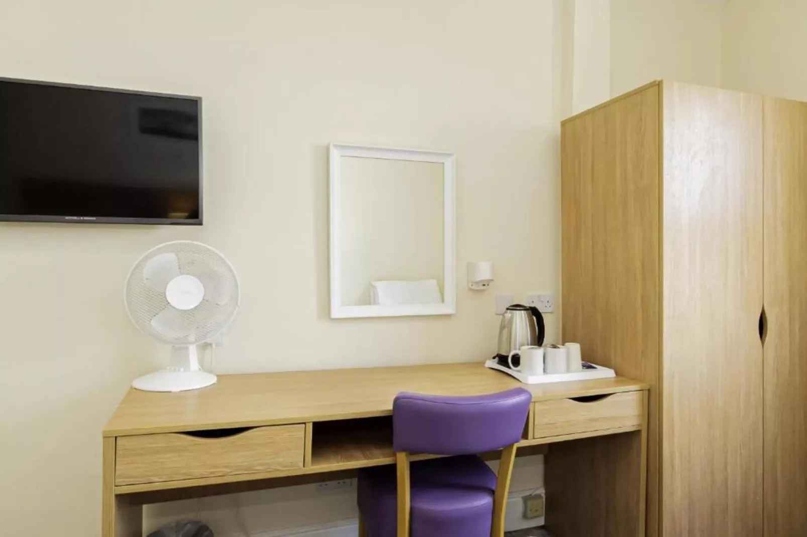 Standard Double Room - Slaapkamer