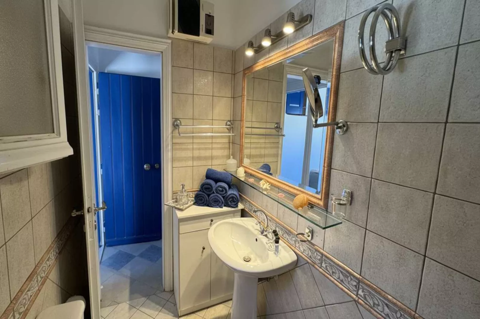 Elia_vacay - Badkamer