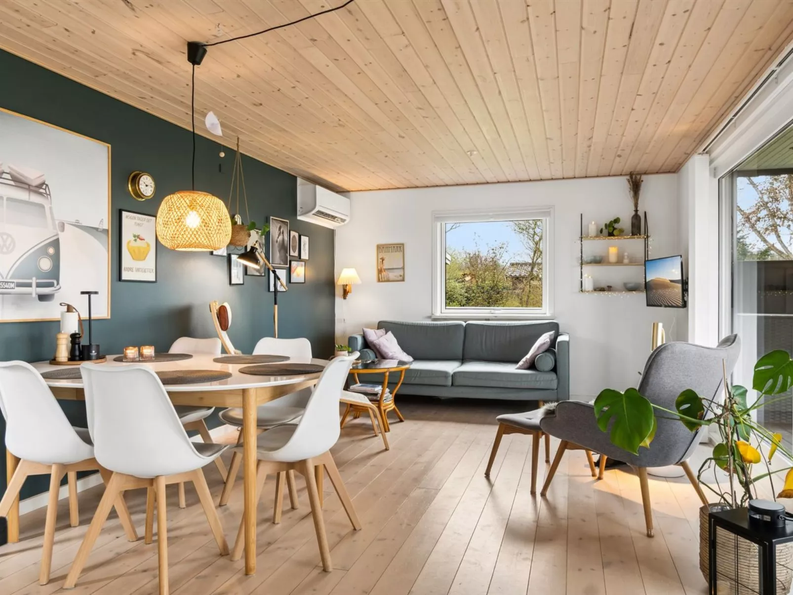 "Marillia" - 75m from the sea - Binnen