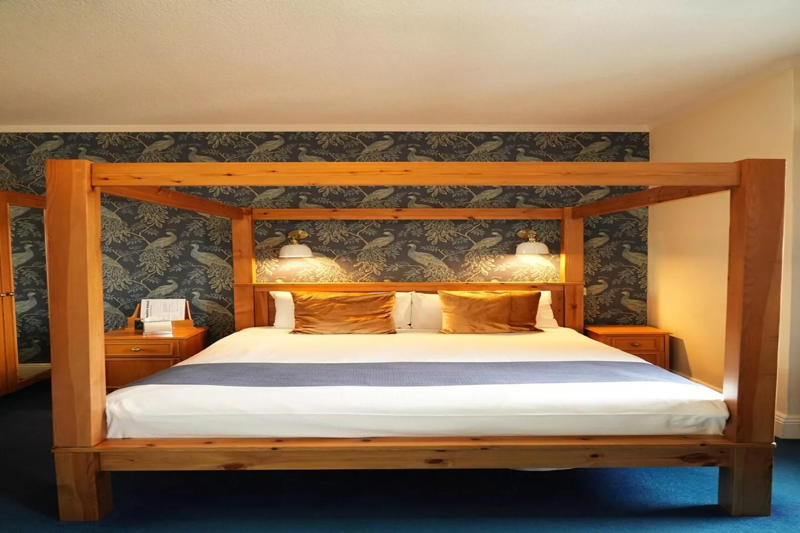 Double Room with Four Poster Bed - Slaapkamer